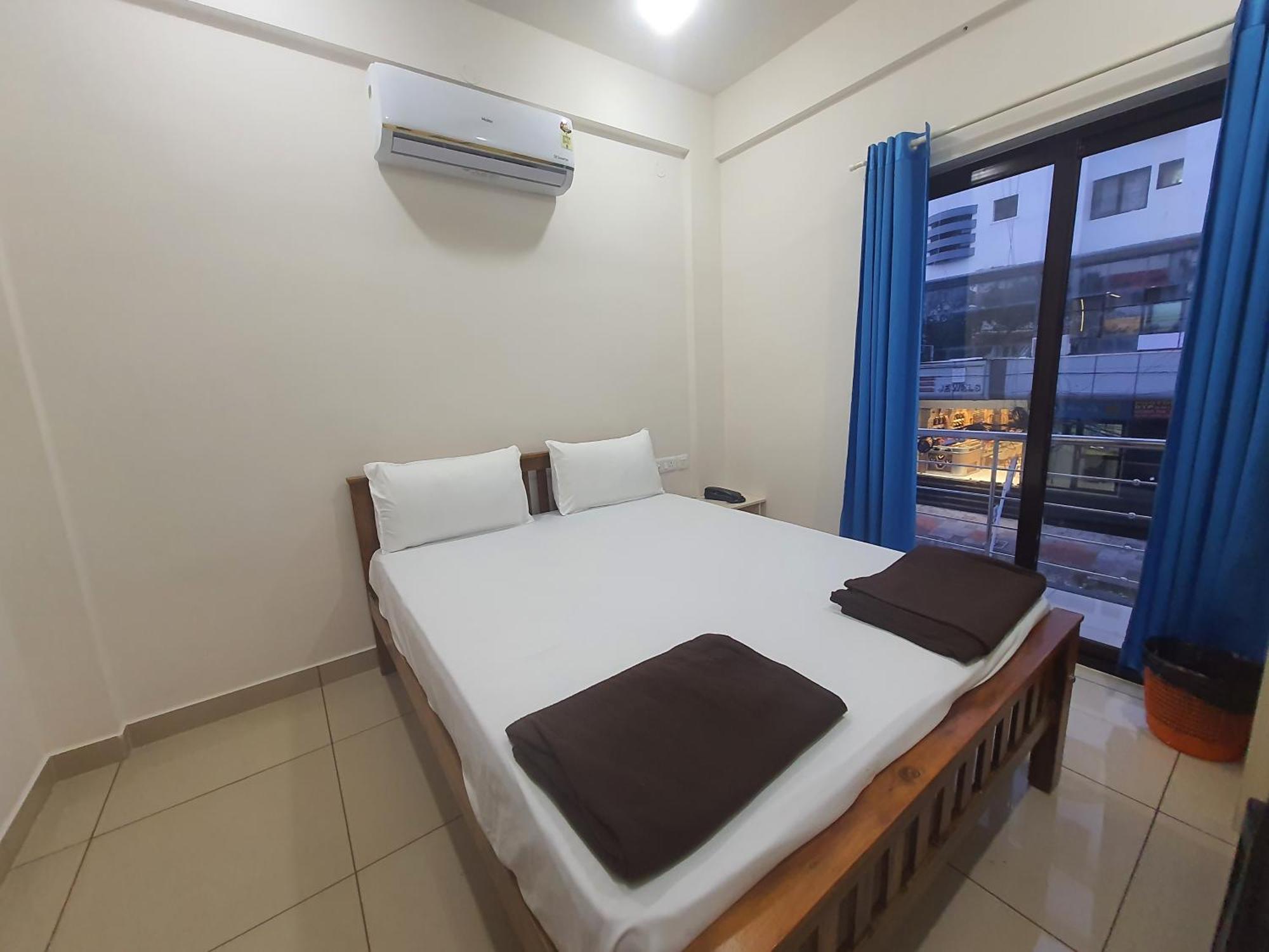 Kochi Uthram Residencyヴィラ エクステリア 写真